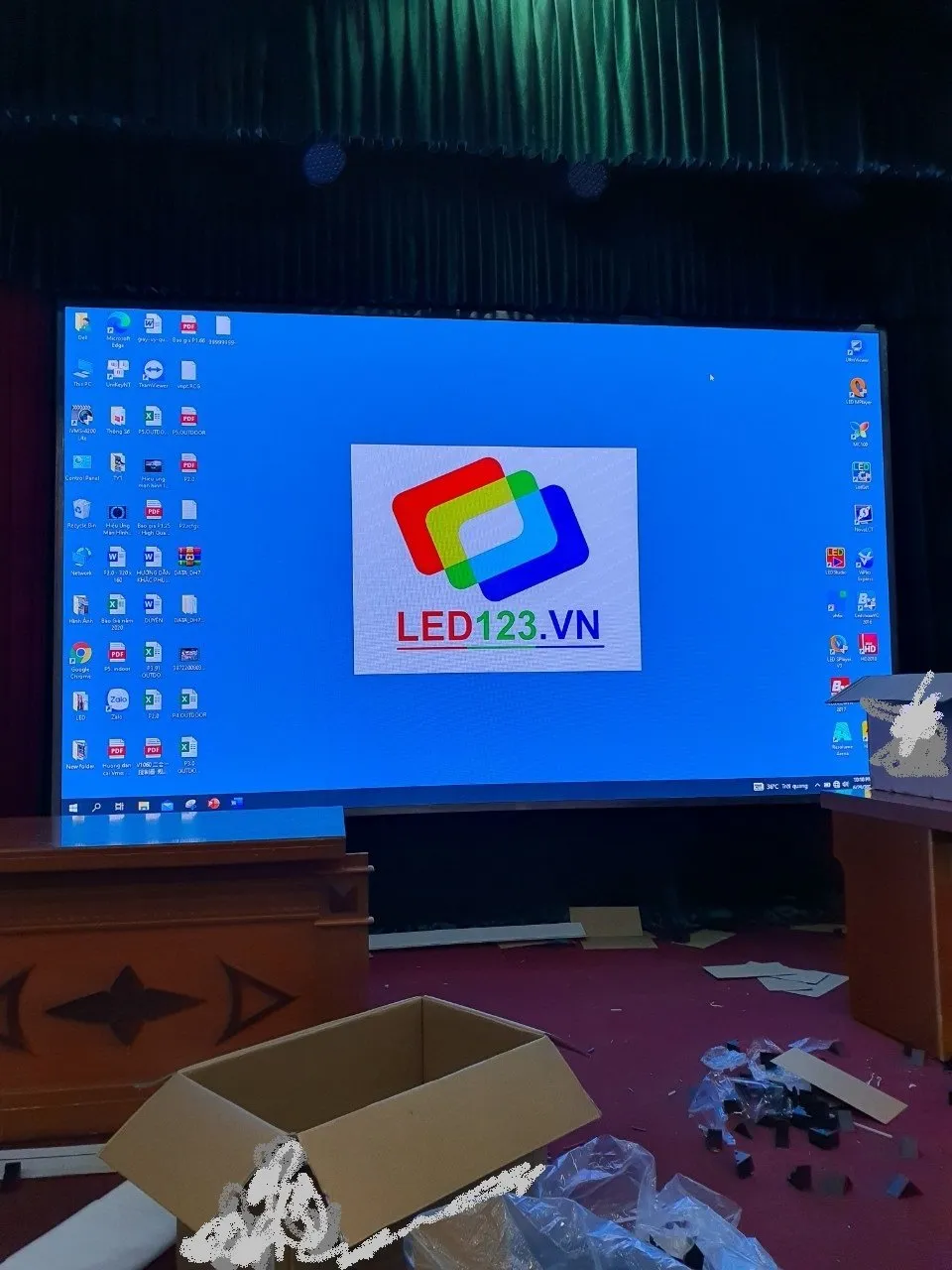 Màn hình LED P1.5 cho UBND phường Mỹ Hào