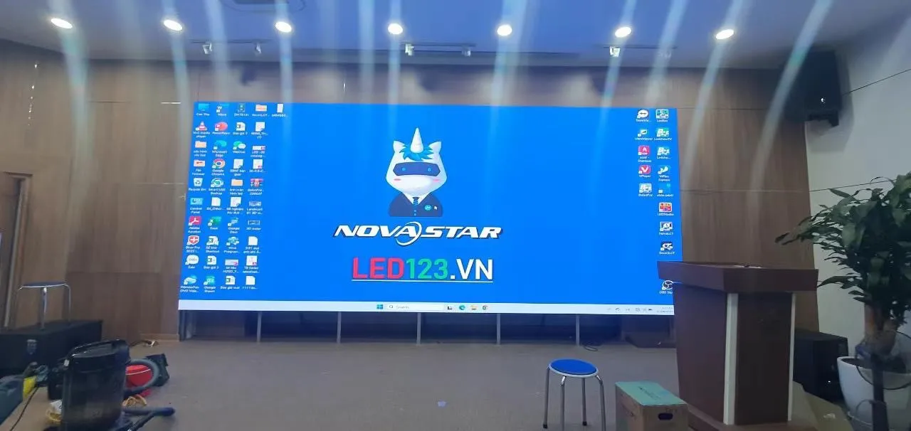 Màn hình LED P1.86 – Giải pháp hiển thị cao cấp cho không gian ngân hàng