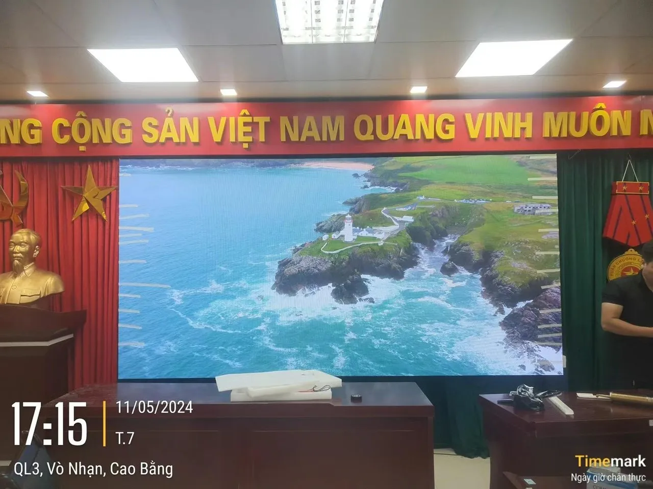 Cung cấp, lắp đặt Màn hình LED P2.0 cho Bảo hiểm xã hội
