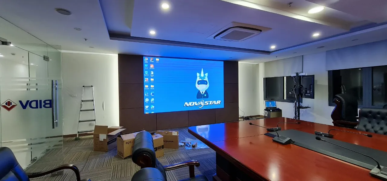 Cung cấp hơn 100m2 màn hình led cho Ngân hàng BIDV - CN Đông Hà  Nội