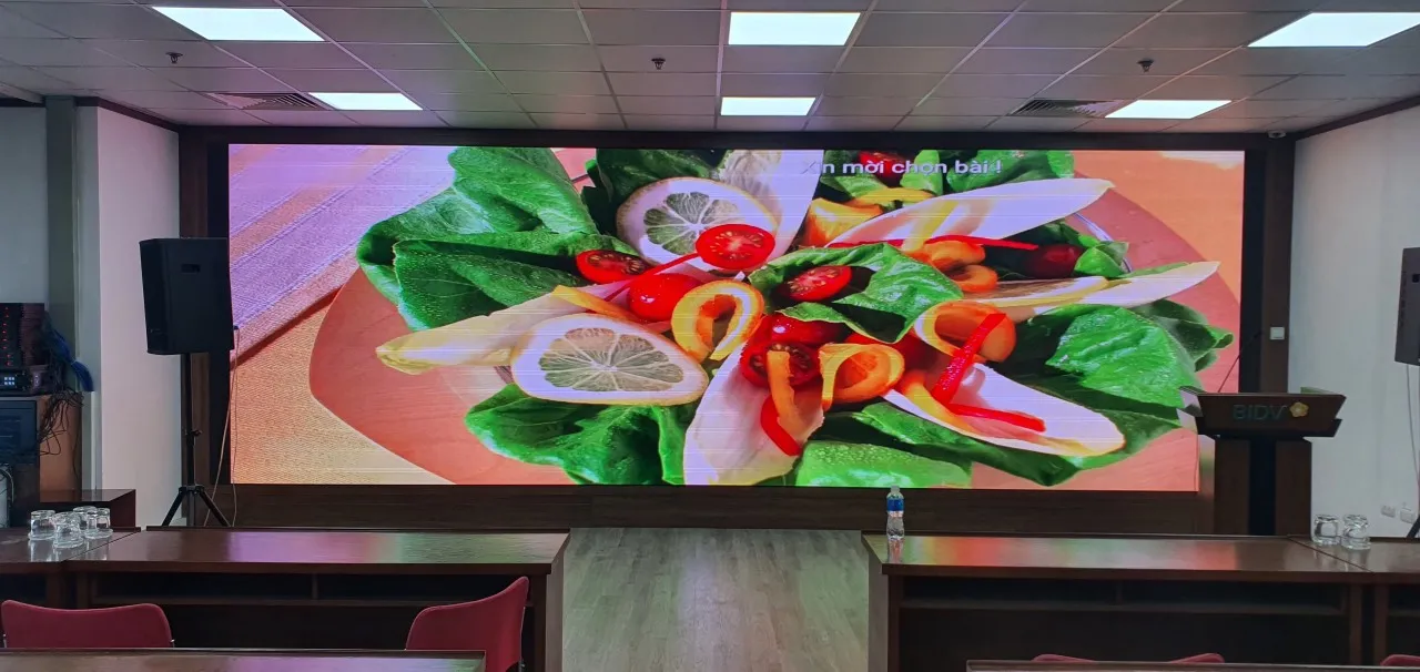 MÀN HÌNH LED TRONG NHÀ